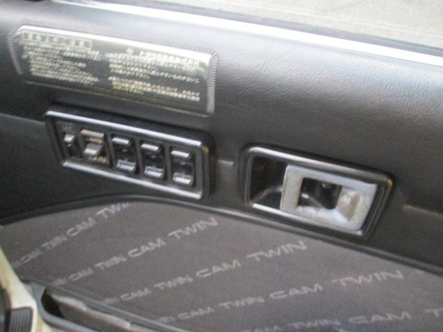 カリーナ ＧＴ－Ｒ　純正５速マニュアル車　４Ａ－ＧＥＵエンジン　タコアシ　ＦＧＫマフラー　ストラットタワーバー　トヨタ１５インチＡＷ　ローダウン　社外ステアリング　純正ステアリング有　ドライブレコーダー　ＥＴＣ（21枚目）