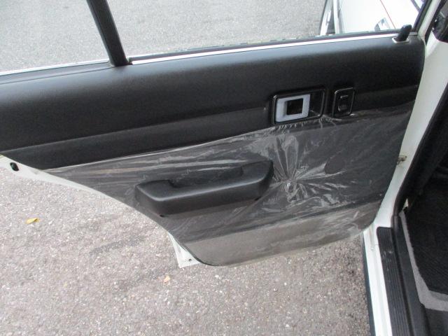 カリーナ ＧＴ－Ｒ　純正５速マニュアル車　４Ａ－ＧＥＵエンジン　タコアシ　ＦＧＫマフラー　ストラットタワーバー　トヨタ１５インチＡＷ　ローダウン　社外ステアリング　純正ステアリング有　ドライブレコーダー　ＥＴＣ（25枚目）