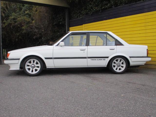 カリーナ ＧＴ－Ｒ　純正５速マニュアル車　４Ａ－ＧＥＵエンジン　タコアシ　ＦＧＫマフラー　ストラットタワーバー　トヨタ１５インチＡＷ　ローダウン　社外ステアリング　純正ステアリング有　ドライブレコーダー　ＥＴＣ（37枚目）