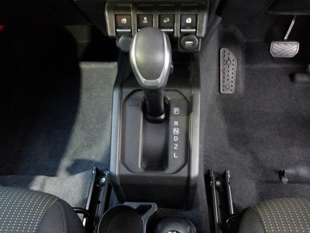 ジムニー ＸＣ　ＥＴＣ　ドアバイザー　ヒートシーター　オートエアコン　クルーズコントロール　パワーステアリング　バックカメ　デュアルセンサーブレーキＳ　Ｗエアバッグ　ＡＵＴＯエアコン　パワーウィンドゥ　スマキー　ＰＳ（8枚目）