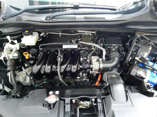ヴェゼル ハイブリッドＺ・ホンダセンシング　ＨｏｎｄａＳＥＮＳＩＮＧ　ドラレコ　メモリーナビ　リアカメラ　４ＷＤ　ドアバイザー　ワンオーナー　ブルートゥースオーディオ　ミュージックプレイヤー接続可　禁煙　整備記録簿　横滑防止装置　ＬＥＤライト（26枚目）
