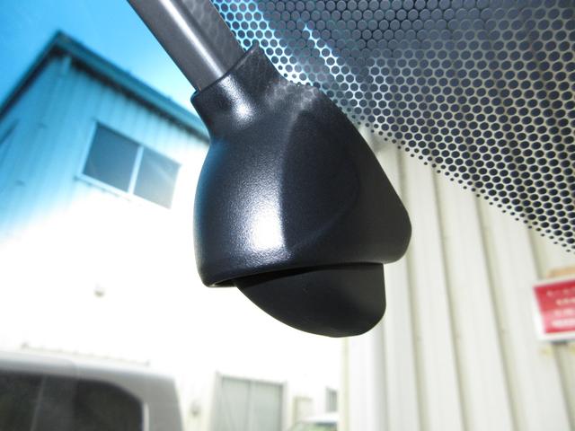 ステップワゴンスパーダ スパーダホンダセンシング　ワンオーナー　純正メモリーナビ　後席モニター　リヤカメラ　ドラレコ　前後ＥＴＣ　禁煙　ＡＷ　ＬＫＡ　盗難防止　助手席エアバッグ　追従式クルーズコントロール　ワンオーナ－　Ｗパワスラ　メモリナビ　地デジ（4枚目）