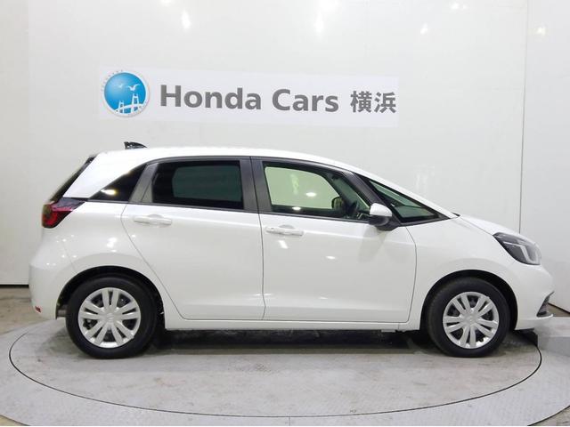 フィット ホーム 当社デモカー HondaSENSING メモリーナビ リアカメラ ETC LEDライト Bluetooth 記録簿 衝突軽減 ソナー USB接続 AAC 横滑り防止機能 サイドエアバック スマキー(20枚目)