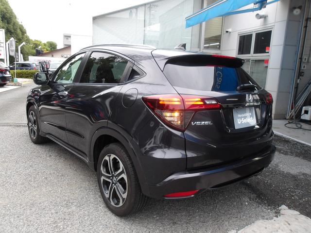 ヴェゼル ハイブリッドZ・ホンダセンシング 8インチナビ Rカメラ 前後ドラレコ ETC シートヒーター サイドカーテンエアバック レーダーサポート DVD再生機能 整備記録簿 横滑り防止システム バックアイカメラ 盗難防止装置 フルセ 禁煙(7枚目)