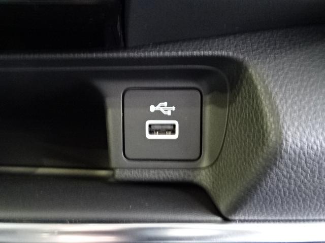 ヴェゼル e:HEVZ HondaSENSING 前後ドラレコ メモリーナビ 全周囲カメラ シートヒーター BSI ETC パドルシフト ドアバイザー ワンオーナー 衝突回避支援ブレーキ機能 パノラミックビューモニター 禁煙(12枚目)