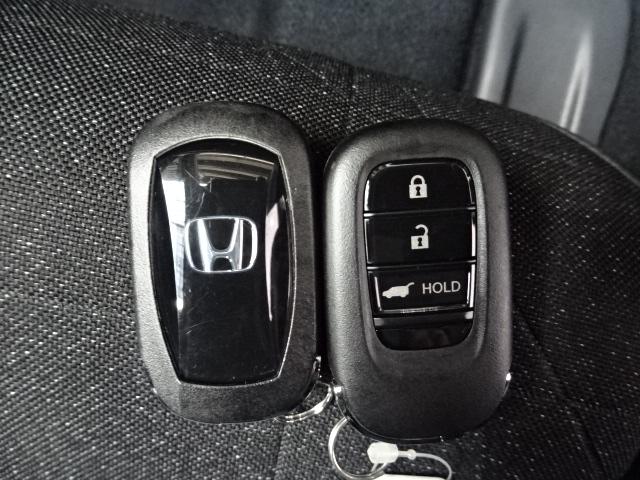 ヴェゼル e:HEVZ HondaSENSING 前後ドラレコ メモリーナビ 全周囲カメラ シートヒーター BSI ETC パドルシフト ドアバイザー ワンオーナー 衝突回避支援ブレーキ機能 パノラミックビューモニター 禁煙(15枚目)
