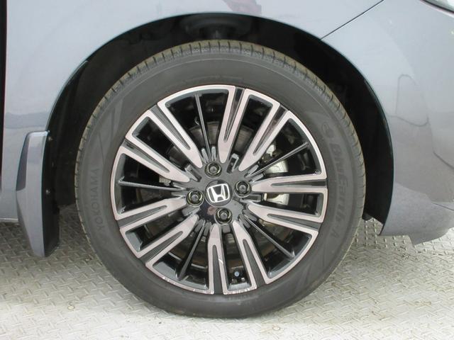 フィット e:HEVホーム20周年特別仕様車カーサ HondaSENSING 前後ドラレコ メモリーナビ リアカメラ シートヒーター ETC 純正アルミ Bluetooth ドアバイザー ワンオーナー LKAS BT接続 電動格納ミラー 横滑り防止装置(29枚目)