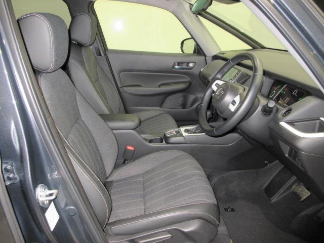 フィット e:HEVホーム 当社デモカー HondaSENSING メモリーナビ リアカメラ Bluetooth USB ETC LEDヘッドライト オートライト 前後誤発進抑制機能 クリソナ 助手席エアバッグ 運転席エアバッグ(19枚目)