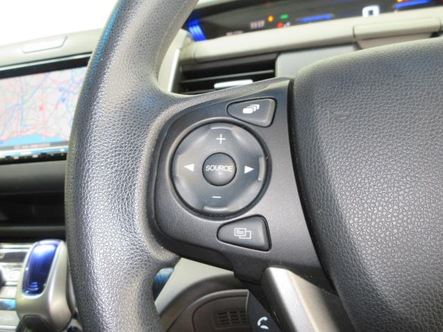 フリードハイブリッド ハイブリッド・Gホンダセンシング 6人 HondaSENSING ETC メモリーナビ リアカメラ フルセグTV Bluetooth ワンオーナー 軽減ブレーキ キーフリーシステム 電動格納式ドアミラー ミュージックプレイヤー接続可(6枚目)