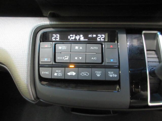 ステップワゴンスパーダ スパーダホンダセンシング 8人乗り ドラレコ メモリーナビ リアカメラ 後席モニター 両側電動スライドドア ETC2.0 Bluetooth パドルシフトワンオーナー 禁煙 LKA 盗難防止 助手席エアバッグ ワンオーナ-(11枚目)