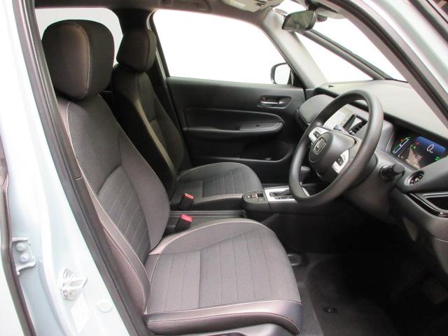 フィット ｅ：ＨＥＶクロスター　前後ドラレコ　ＥＴＣ　メモリーナビ　リアカメラ　ＨｏｎｄａＳＥＮＳＩＮＧ　パーキングセンサー　ワンオーナー　電動格納ミラー　ｂｌｕｅｔｏｏｔｈ　衝突回避システム　禁煙　１オーナー　フルオートエアコン（22枚目）