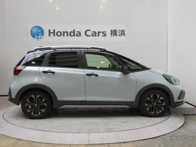 フィット ｅ：ＨＥＶクロスター　前後ドラレコ　ＥＴＣ　メモリーナビ　リアカメラ　ＨｏｎｄａＳＥＮＳＩＮＧ　パーキングセンサー　ワンオーナー　電動格納ミラー　ｂｌｕｅｔｏｏｔｈ　衝突回避システム　禁煙　１オーナー　フルオートエアコン（27枚目）