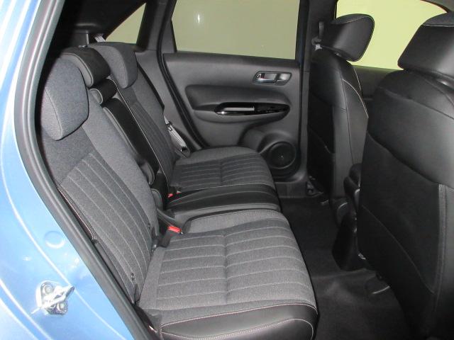 フィット e:HEVホーム HondaSENSING 前後ドラレコ メモリーナビ リアカメラ パーキングセンサー LEDヘッドライト オートライト Bluetooth ワンオーナー 前後誤発進抑制機能 クリソナ 助手席エアバッグ(19枚目)