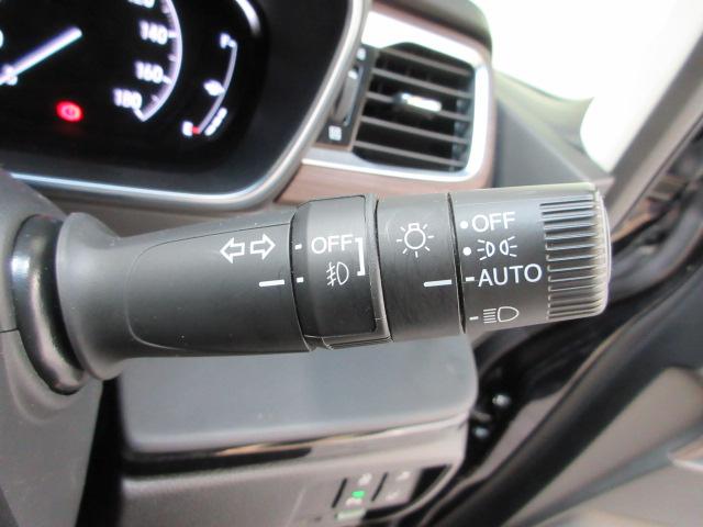 オデッセイ アブソルート 7人 HondaSENSING 前後ドラレコ メモリーナビ 全周囲カメラ フルセグTV ETC2.0 純正アルミ ワンオーナー 電動格納式ドアミラー Bluetooth音楽 緊急ブレーキ 半革シート(10枚目)