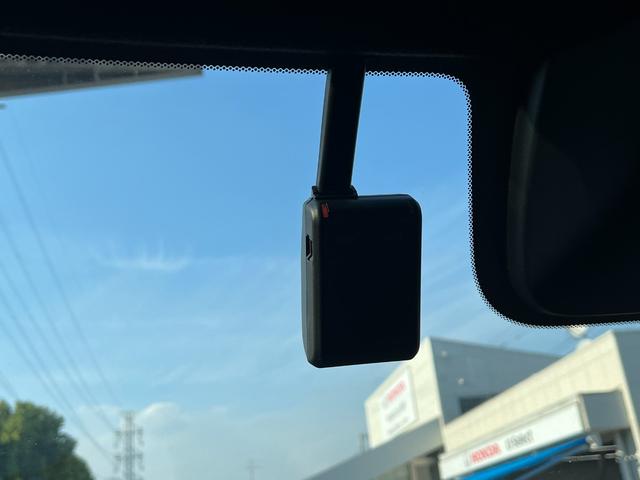 ステップワゴン スパーダ 試乗車UP 11.4メモリナビ Rカメラ ETC2.0 3カメラドラレコ キーレスエントリー 両側Pスライドドア パワーゲート リアカメラ メモリーナビ ターボ車 フルセグテレビ パワーステアリング(2枚目)