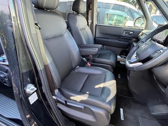 ステップワゴン スパーダ 試乗車UP 11.4メモリナビ Rカメラ ETC2.0 3カメラドラレコ キーレスエントリー 両側Pスライドドア パワーゲート リアカメラ メモリーナビ ターボ車 フルセグテレビ パワーステアリング(20枚目)