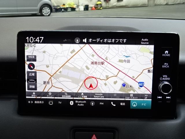 ヴェゼル ｅ：ＨＥＶＺ　ＨｏｎｄａＳＥＮＳＩＮＧ　前後ドラレコ　メモリーナビ　全周囲カメラ　ＢＳＩ　シートヒーター　純正アルミ　Ｂｌｕｅｔｏｏｔｈ　パドルシフト　ワンオーナー　ＬＤＡ　衝突回避支援ブレーキ機能　１オナ　追従（3枚目）