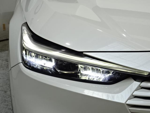 ヴェゼル ｅ：ＨＥＶＺ　ＨｏｎｄａＳＥＮＳＩＮＧ　前後ドラレコ　メモリーナビ　全周囲カメラ　ＢＳＩ　シートヒーター　純正アルミ　Ｂｌｕｅｔｏｏｔｈ　パドルシフト　ワンオーナー　ＬＤＡ　衝突回避支援ブレーキ機能　１オナ　追従（21枚目）