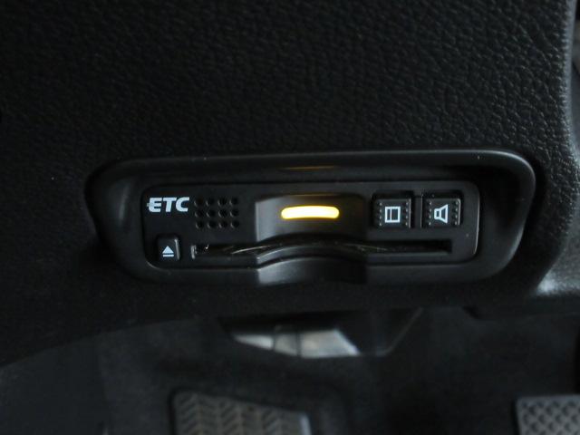 ヴェゼル ハイブリッドZ・ホンダセンシング 前後ドラレコ メモリーナビ リアカメラ シートヒーター ETC 純正アルミ LEDヘッドライト Bluetooth USB パドルシフト ワンオーナー レーダーサポート BLUETOOTH LKAS(10枚目)