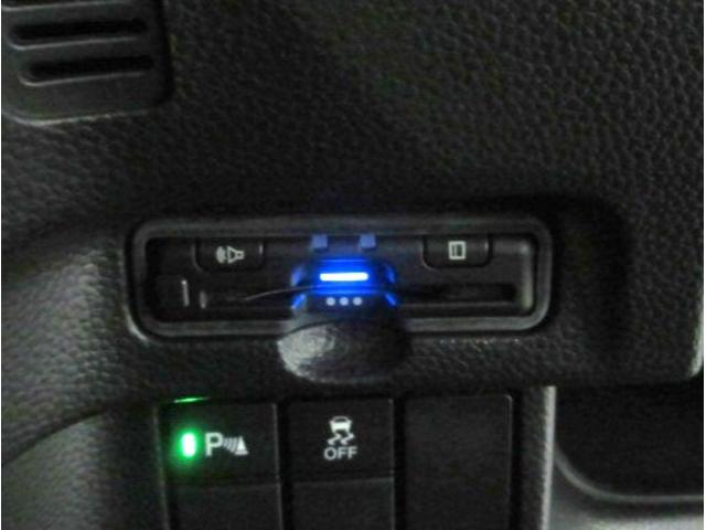 N-BOXカスタム Lターボ HondaSENSING 前後ドラレコ メモリーナビ リアカメラ シートヒーター 両側電動スライドドア ETC 純正アルミ パーキングセンサー ワンオーナー 半革シート アダクティブクルーズC PS(12枚目)