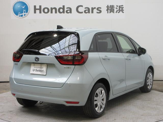 フィット ｅ：ＨＥＶホーム　当社デモカー　純正ドラレコ　メモリーナビ　ＥＴＣ　ＨｏｎｄａＳＥＮＳＩＮＧ　Ｂｌｕｅｔｏｏｔｈ　革巻ステアリング　前後誤発進抑制機能　クリソナ　マルチビュー　助手席エアバッグ　運転席エアバッグ　ＡＣＣ（24枚目）