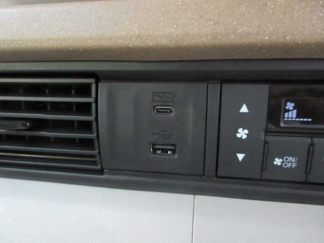 Ｎ－ＢＯＸ ベースグレード　当社デモカー　ＨｏｎｄａＳＥＮＳＩＮＧ　ドラレコ　メモリーナビ　リアカメラ　Ｂｌｕｅｔｏｏｔｈ　両側電動スライドドア　シートヒーター　ＥＴＣ　パーキングセンサー　ＬＥＤヘッドライト　衝突軽減システム（10枚目）