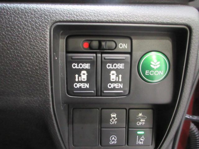 オデッセイ アブソルート・Ｘホンダセンシングアドバンスドパッケジ　７人　全周囲カメラ　メモリーナビ　ＥＴＣ　純正アルミ　記録簿　バックモニター付　運転席パワーシート　ＡＢＳ　ＤＶＤ再生可　アイドリングストップ　ナビＴＶ　オートエアコン　クルコン　ＥＴＣ付　地デジ（13枚目）