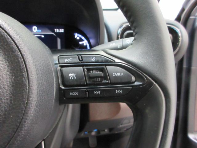 ヤリスクロス Ｚ　メモリーナビ　全周囲カメラ　Ｂｌｕｅｔｏｏｔｈ　ＵＳＢ　ブラインドスポットモニター　シートヒーター　ＥＴＣ　パーキングセンサー　純正アルミ　ＬＥＤヘッドライト　ワンオーナー　ＢＬＵＥＴＯＯＴＨ　禁煙（6枚目）