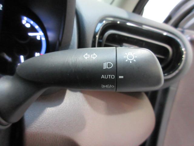 ヤリスクロス Ｚ　メモリーナビ　全周囲カメラ　Ｂｌｕｅｔｏｏｔｈ　ＵＳＢ　ブラインドスポットモニター　シートヒーター　ＥＴＣ　パーキングセンサー　純正アルミ　ＬＥＤヘッドライト　ワンオーナー　ＢＬＵＥＴＯＯＴＨ　禁煙（12枚目）