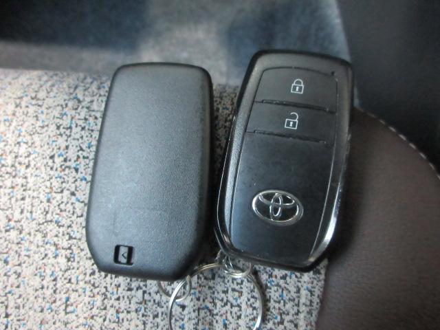 ヤリスクロス Ｚ　メモリーナビ　全周囲カメラ　Ｂｌｕｅｔｏｏｔｈ　ＵＳＢ　ブラインドスポットモニター　シートヒーター　ＥＴＣ　パーキングセンサー　純正アルミ　ＬＥＤヘッドライト　ワンオーナー　ＢＬＵＥＴＯＯＴＨ　禁煙（13枚目）