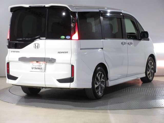 スパーダ ホンダセンシング ワンオーナー 8人乗り 純正9インチナビ Bluetooth ETC リアカメラ 安全運転支援システム 衝突軽減ブレーキシステム サイドカーテンエアバック 両席電動パワースライドドア スマートキー(8枚目)