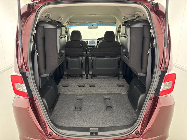 フリード Ｇジャストセレクション　純正メモリーナビ　ワンセグＴＶ　バックカメラ　スマートキー　左側パワースライドドア　ディスチャージヘッドライト　ＥＴＣ　ベンチシート　Ｂｌｕｅｔｏｏｔｈ対応　Ｂモニター　スマトキー　定期点検記録簿（35枚目）