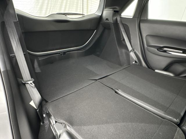 フィット ホーム　●ワンオーナー●衝突軽減ブレーキ●認定中古車●ＬＥＤライト●クリアランスソナー●クルコン●スマートキー●横滑り防止装置　レーンキープアシスト　禁煙車　電動格納ドアミラー　エアバッグ　ｉストップ　ＶＳＡ（35枚目）