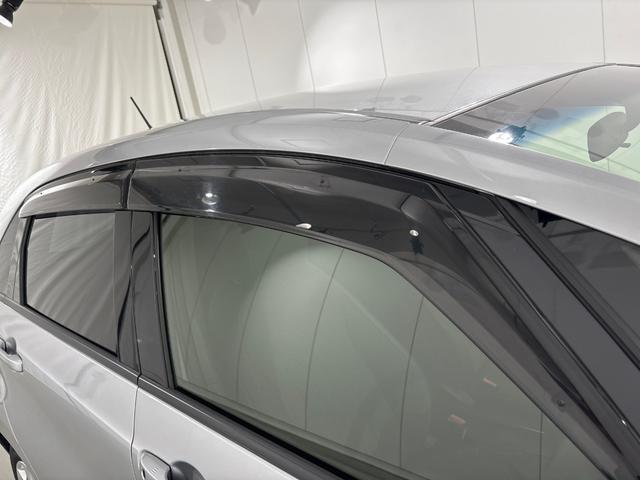 フィット ホーム　●ワンオーナー●衝突軽減ブレーキ●認定中古車●ＬＥＤライト●クリアランスソナー●クルコン●スマートキー●横滑り防止装置　レーンキープアシスト　禁煙車　電動格納ドアミラー　エアバッグ　ｉストップ　ＶＳＡ（36枚目）