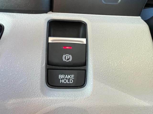 Ｎ－ＢＯＸ ベースグレード　●４ＷＤ●ワンオーナー当社元デモカ●衝突軽減ブレーキ●認定中古車●フルセグＴＶ●メモリーナビ●ＥＴＣ●ドライブレコーダー●バックモニター●片側電動スライドドア●シートヒーター●ＬＥＤライト　ＬＫＡＳ（21枚目）