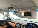 【あると便利な装備】運転席・助手席サンバイザー内側ライト付きミラー+マップランプが装備されています