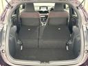 リア席シートを倒せば広い荷室が広がります!