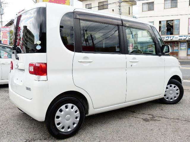 タント L ウェルカムシート 助手席回転リフトダウン リフトリモコン 福祉車輌 タイミングチェーン パワースライドドア キーレスエントリー 純正CDオーディオ 4速AT 盗難防止システム 衝突安全ボディ エアコン(6枚目)