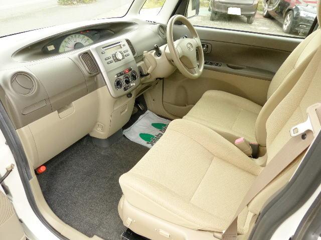 タント L ウェルカムシート 助手席回転リフトダウン リフトリモコン 福祉車輌 タイミングチェーン パワースライドドア キーレスエントリー 純正CDオーディオ 4速AT 盗難防止システム 衝突安全ボディ エアコン(12枚目)