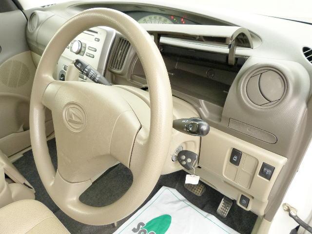 タント L ウェルカムシート 助手席回転リフトダウン リフトリモコン 福祉車輌 タイミングチェーン パワースライドドア キーレスエントリー 純正CDオーディオ 4速AT 盗難防止システム 衝突安全ボディ エアコン(24枚目)