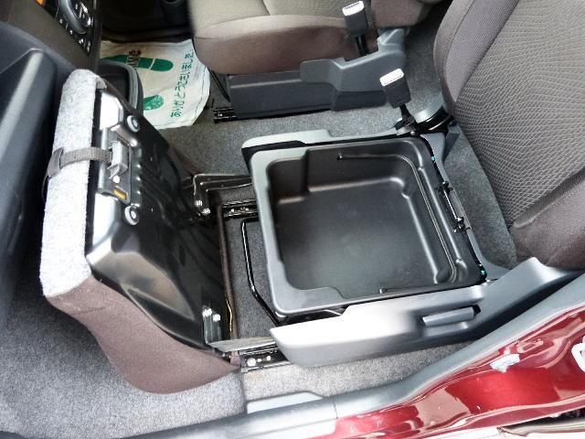 ソリオ X 純正エアロ 純正ディスプレイオーディオ バックカメラ 両側スライドドア左パワスラ スマートキー プッシュスタート 盗難防止システム 衝突安全ボディ オートエアコン 純正15インチAW ETC(26枚目)