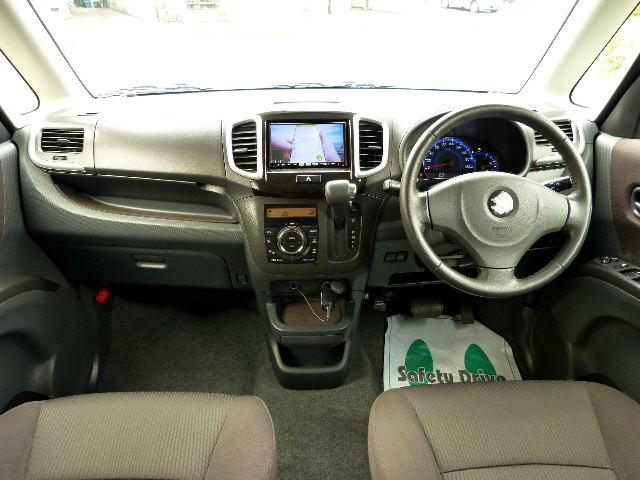 車を運転する際には運転席の存在は欠かせません。なのでしっかりとチェックしたいポイントですね。