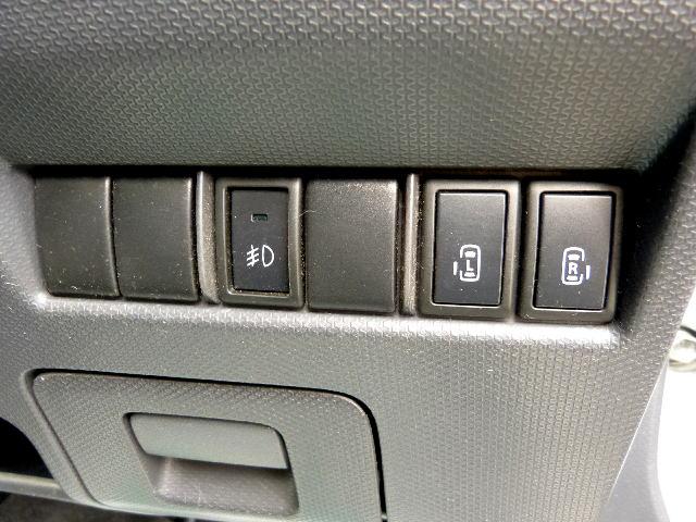 両側電動スライドドア！！荷物で手が塞がるなど簡単にドアの開閉が出来ます！何より力いらずで開閉ＯＫ！女性やお年寄りにも優しい。電動機能はＯＦＦにもできますから元気なお子様の駆け出しも安心！