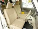 L ウェルカムシート 助手席回転リフトダウン リフトリモコン 福祉車輌 タイミングチェーン パワースライドドア キーレスエントリー 純正CDオーディオ 4速AT 盗難防止システム 衝突安全ボディ エアコン(10枚目)