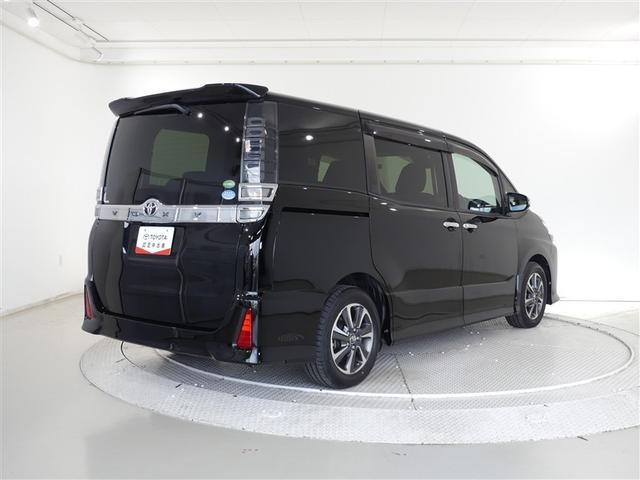 ヴォクシー ZS 煌 フルセグ メモリーナビ 後席モニター バックカメラ 衝突被害軽減システム ETC 両側電動スライド LEDヘッドランプ 3列シート ウオークスルー ワンオーナー DVD再生 乗車定員7人 ナビ&TV(3枚目)