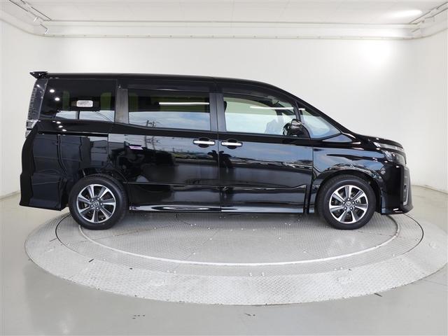 ヴォクシー ZS 煌 フルセグ メモリーナビ 後席モニター バックカメラ 衝突被害軽減システム ETC 両側電動スライド LEDヘッドランプ 3列シート ウオークスルー ワンオーナー DVD再生 乗車定員7人 ナビ&TV(9枚目)