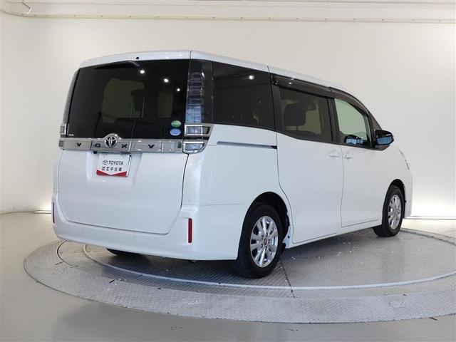 ヴォクシー V フルセグ メモリーナビ バックカメラ 衝突被害軽減システム ETC 両側電動スライド LEDヘッドランプ 3列シート ウオークスルー ワンオーナー DVD再生 記録簿 乗車定員7人 ナビ&TV CD(5枚目)