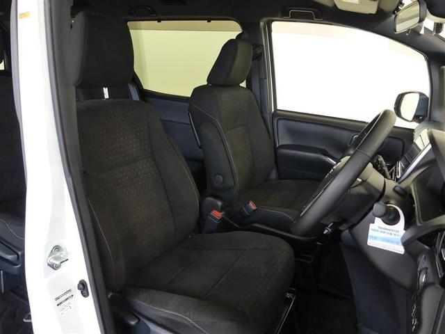 ヴォクシー V フルセグ メモリーナビ バックカメラ 衝突被害軽減システム ETC 両側電動スライド LEDヘッドランプ 3列シート ウオークスルー ワンオーナー DVD再生 記録簿 乗車定員7人 ナビ&TV CD(18枚目)