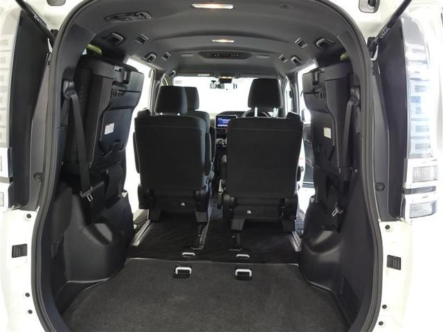 ヴォクシー V フルセグ メモリーナビ バックカメラ 衝突被害軽減システム ETC 両側電動スライド LEDヘッドランプ 3列シート ウオークスルー ワンオーナー DVD再生 記録簿 乗車定員7人 ナビ&TV CD(21枚目)