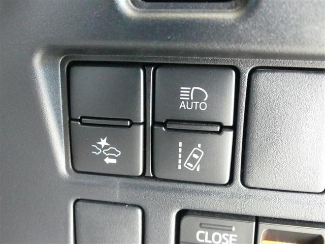 ヴォクシー V フルセグ メモリーナビ バックカメラ 衝突被害軽減システム ETC 両側電動スライド LEDヘッドランプ 3列シート ウオークスルー ワンオーナー DVD再生 記録簿 乗車定員7人 ナビ&TV CD(23枚目)